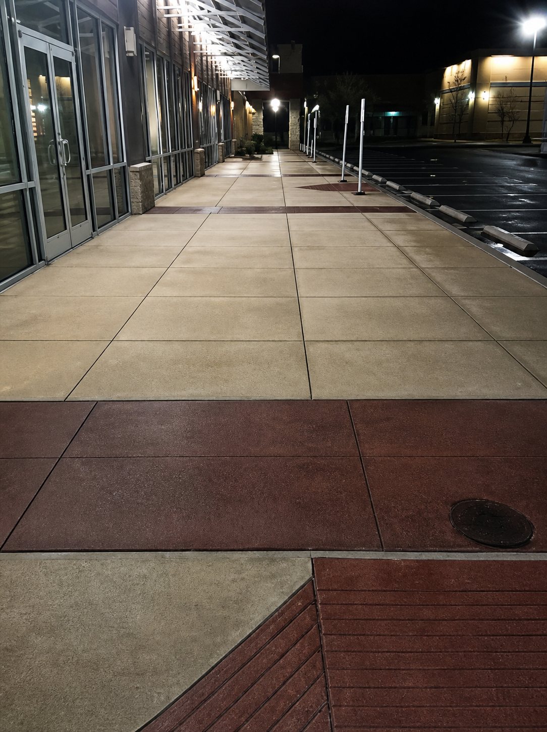 Pressure-washed concrete walkway at Jason's Deli